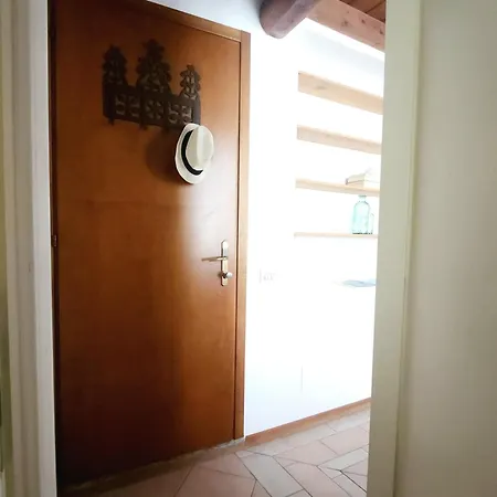 Apartament The Nest Como