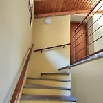 The Nest Como
